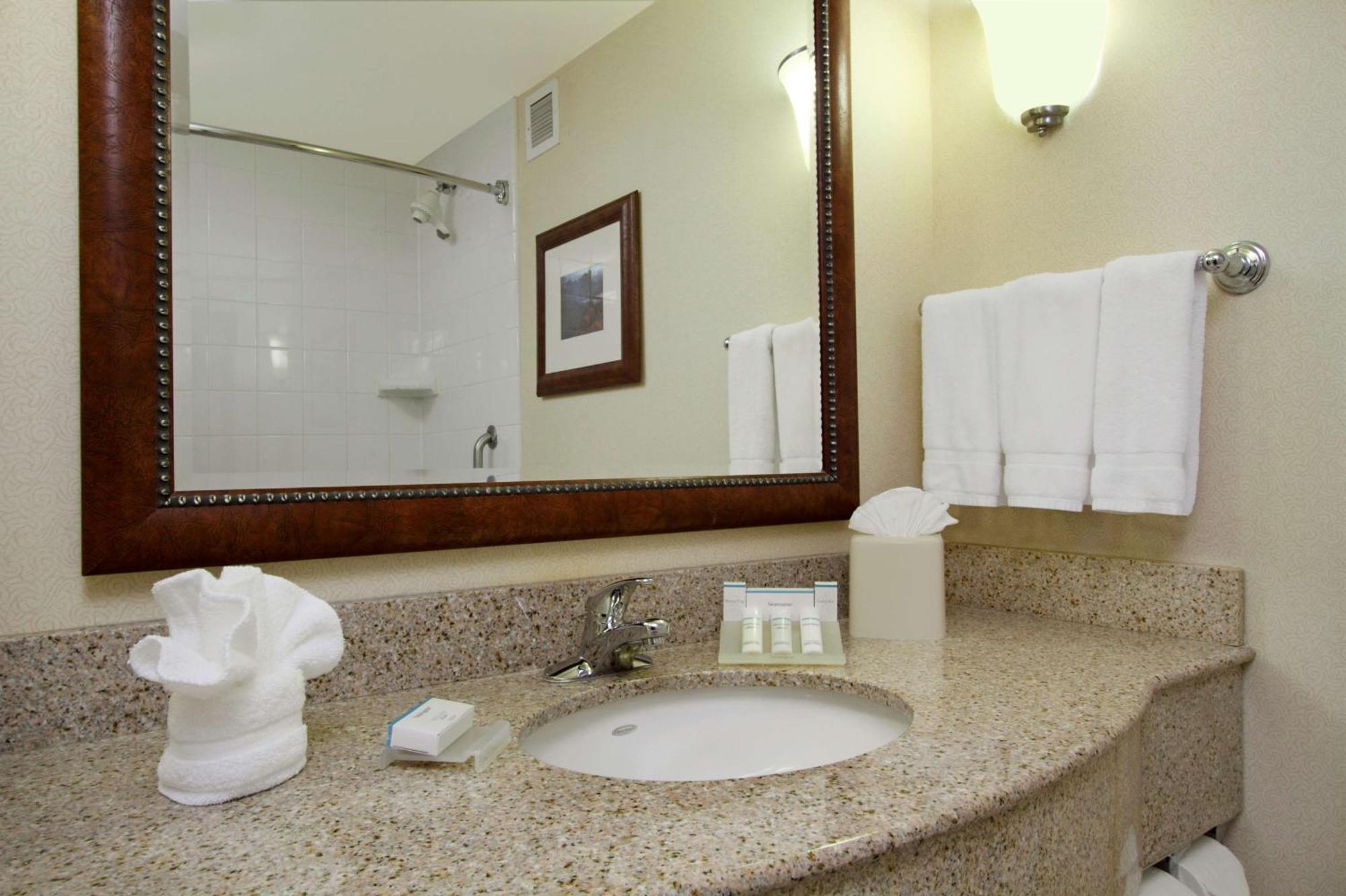 Hilton Garden Inn Columbus-University Area Εξωτερικό φωτογραφία